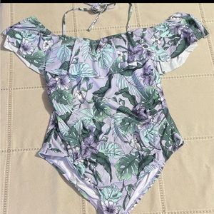 Maternity full piece bathing suit BeachScene Tropical print‎